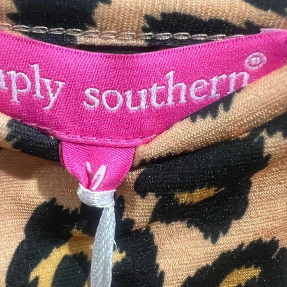 Simply Southern Leopard Print Bell Sleeve Dress Size Medium - Picture 4 of 6